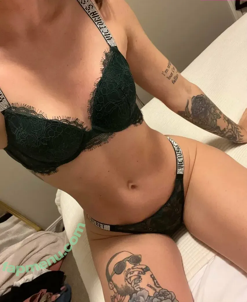 emerye nude photo #0031 (emeryofficial)