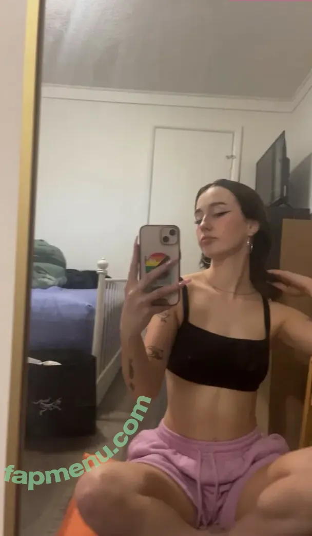 Emfayec nude photo #0006 (emfayeccc)