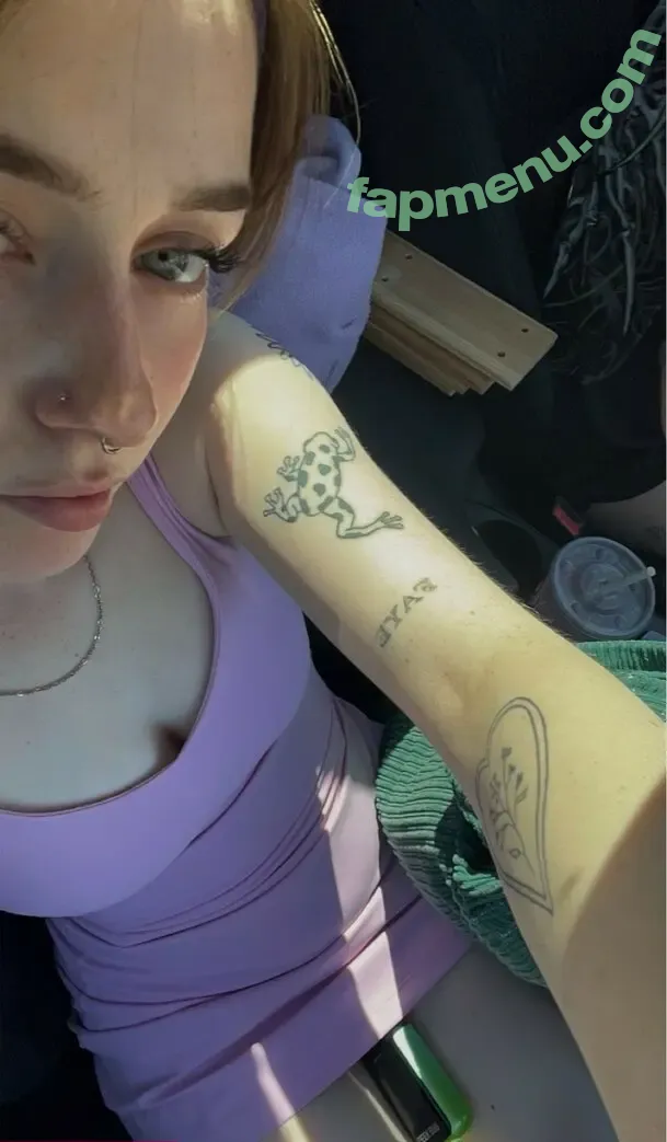 Emfayec nude photo #0007 (emfayeccc)