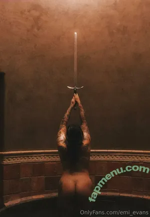 emi_evans / emilith_evans nude photo #0010