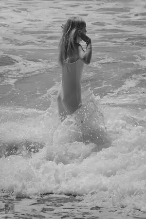 Emi Im Wunderland / emi_im_wunderland_ / posts nude photo #0146