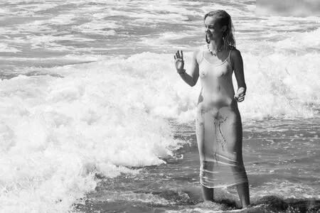 Emi Im Wunderland / emi_im_wunderland_ / posts nude photo #0221