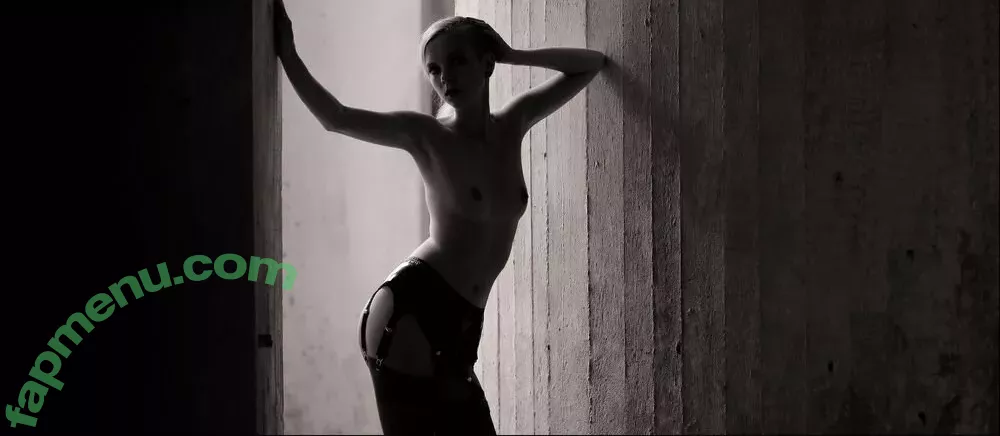 Emi Im Wunderland nude photo #0117 (emi_im_wunderland_ / posts)