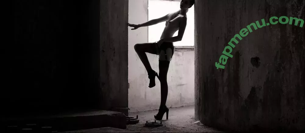 Emi Im Wunderland nude photo #0123 (emi_im_wunderland_ / posts)