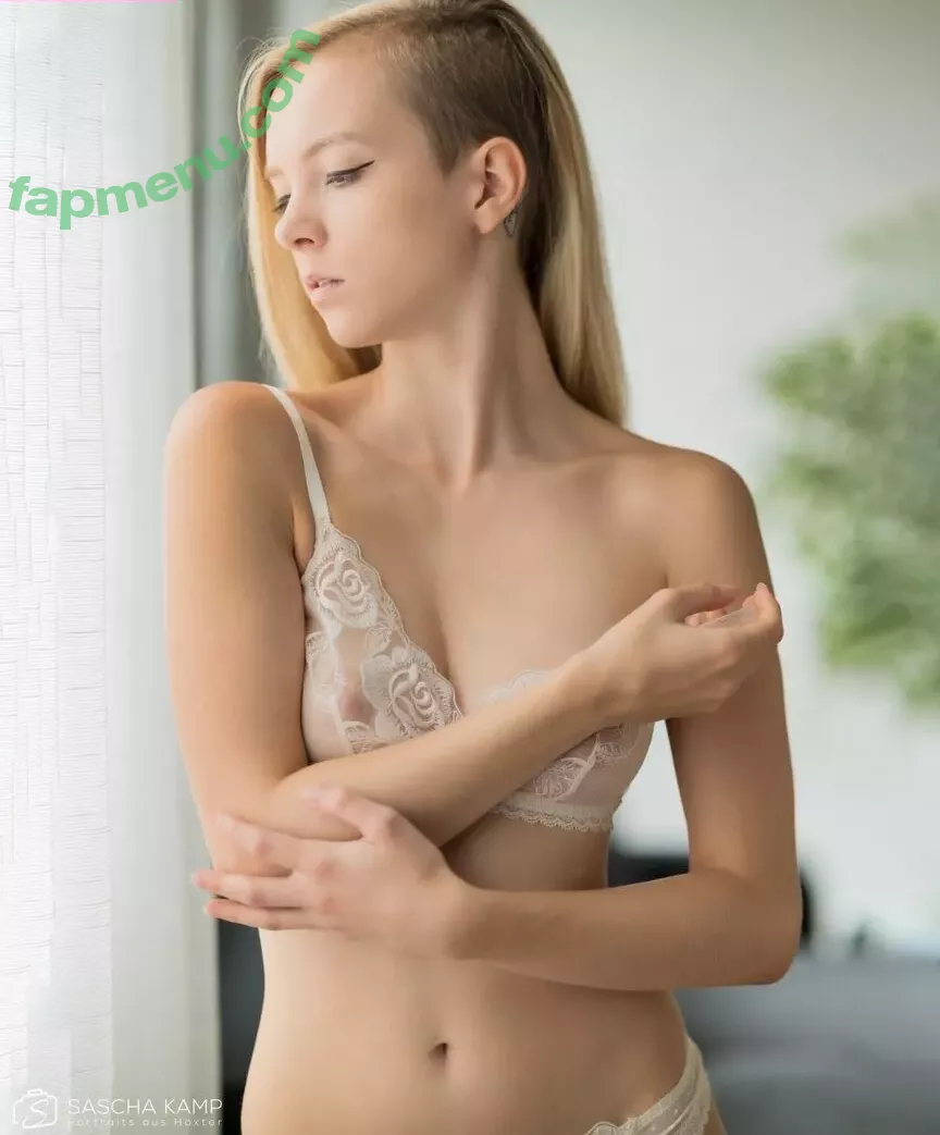 Emi Im Wunderland nude photo #0489 (emi_im_wunderland_ / posts)