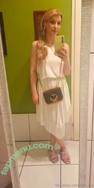 emi_lila / emilia nude photo #0050