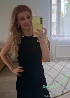 emi_lila / emilia nude photo #0085