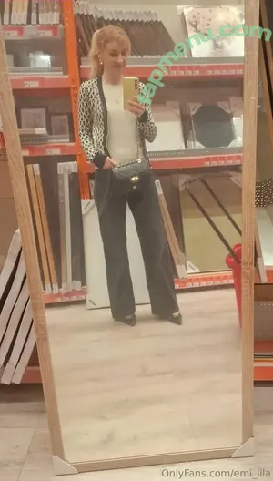 emi_lila / emilia nude photo #0087