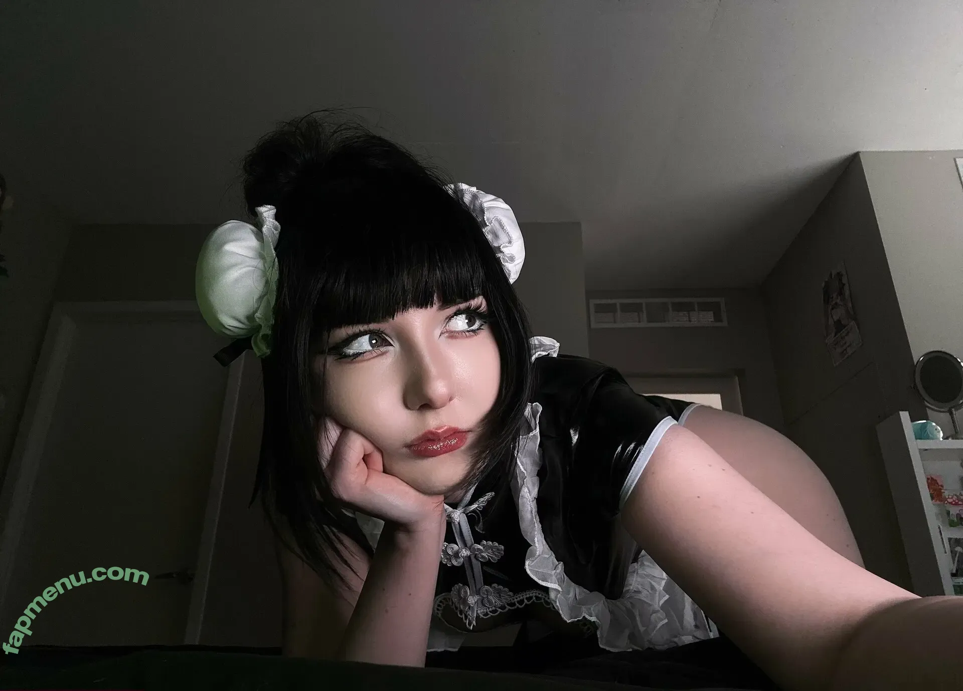Emiigotchi nude photo #0415 (Emiigotchi)