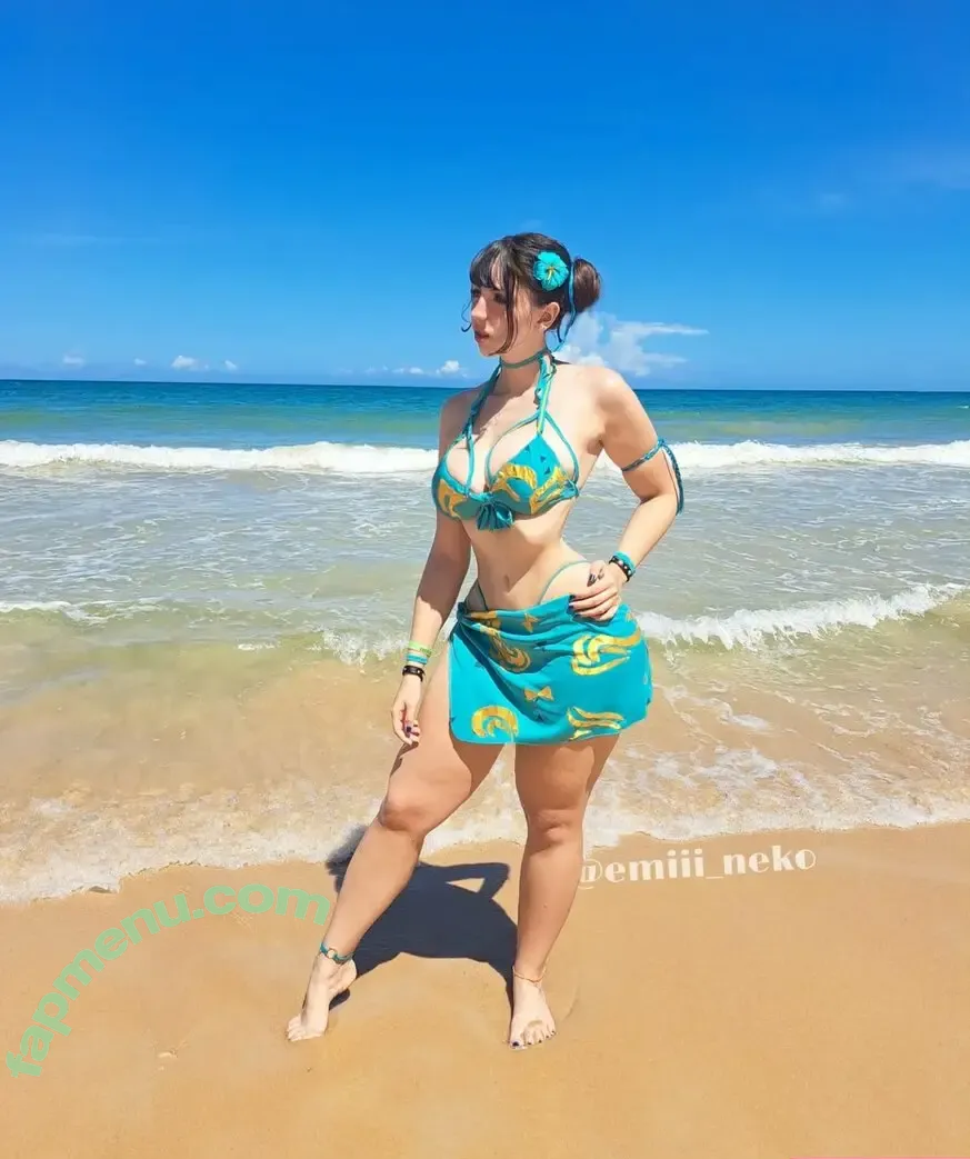 emiii_neko nude photo #0001 (emiii_neko)