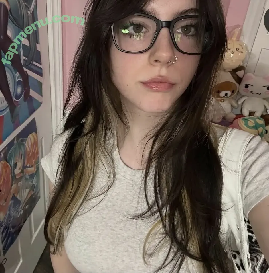 emiki28 nude photo #0070 (__emiki / em098 / emik28 / emiki / ilovekitties.28)