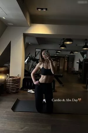 Emilia Bte / Emilia / emiliaofficial nude photo #0585