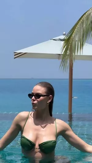 Emilia Bte / Emilia / emiliaofficial nude photo #0596