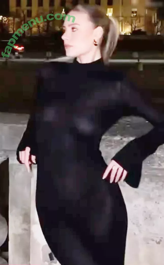 Emilia Bte nude photo #0565 (Emilia / emiliaofficial)