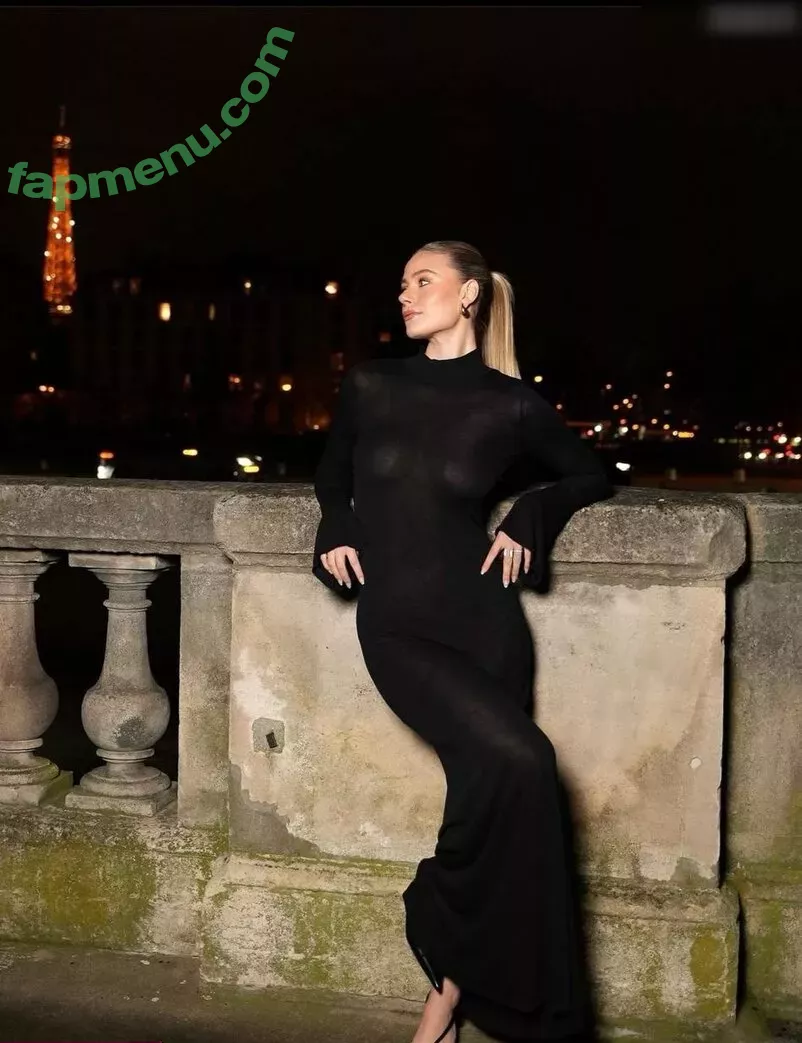 Emilia Bte nude photo #0582 (Emilia / emiliaofficial)