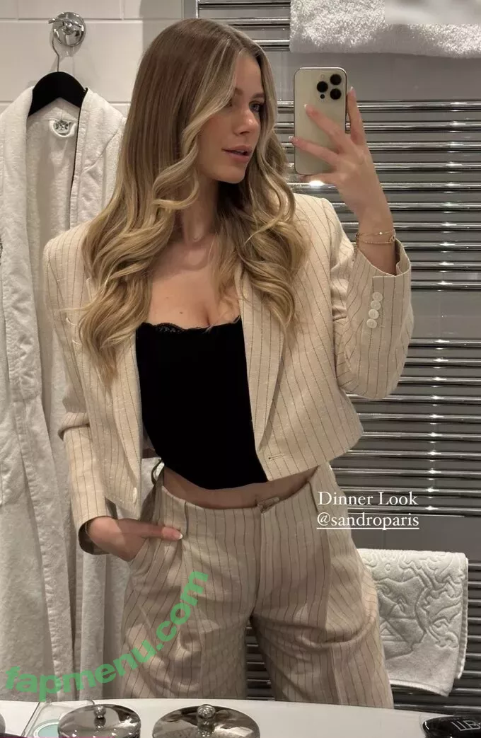 Emilia Bte nude photo #0584 (Emilia / emiliaofficial)