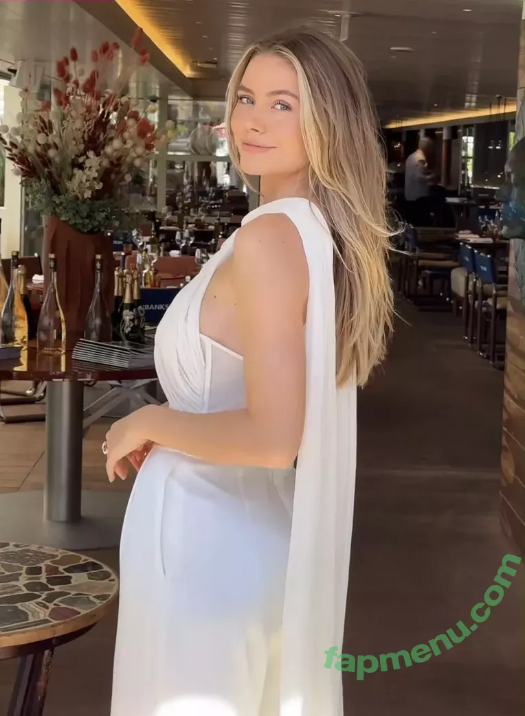 Emilia Bte nude photo #0738 (Emilia / emiliaofficial)