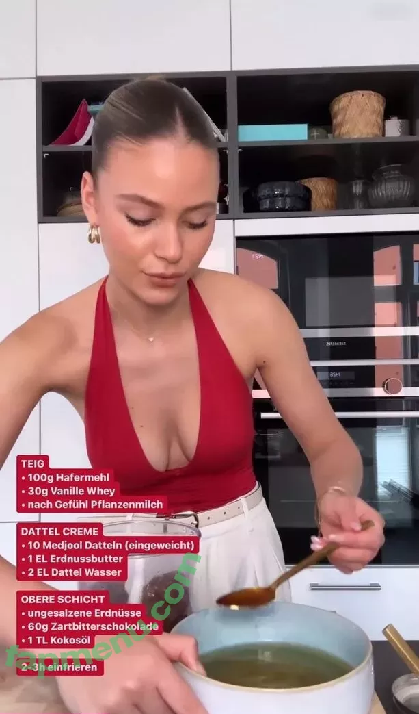 Emilia Bte nude photo #0772 (Emilia / emiliaofficial)