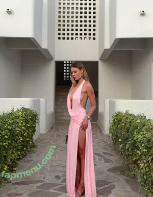 Emilia Bte / Emilia / emiliaofficial nude photo #1421