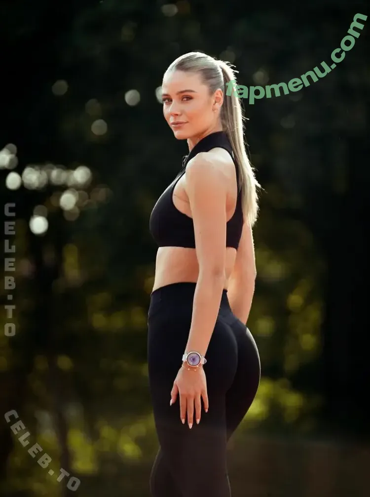 Emilia Bte nude photo #1370 (Emilia / emiliaofficial)