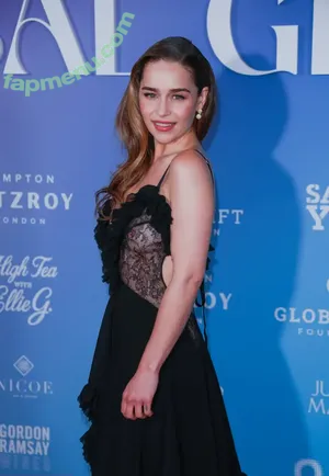 Emilia Clarke / clarkeyxo / emilia_clarke nude photo #0077