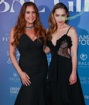 Emilia Clarke / clarkeyxo / emilia_clarke nude photo #0095