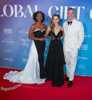 Emilia Clarke / clarkeyxo / emilia_clarke nude photo #0096