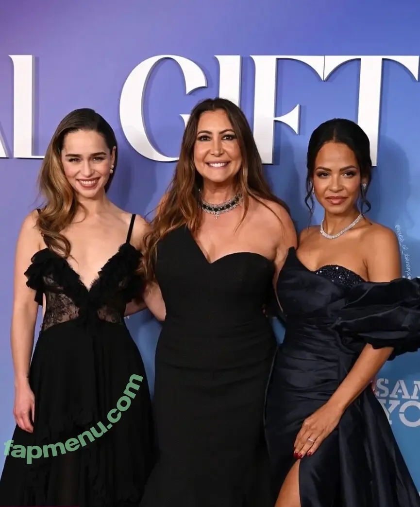 Emilia Clarke nude photo #0072 (clarkeyxo / emilia_clarke)