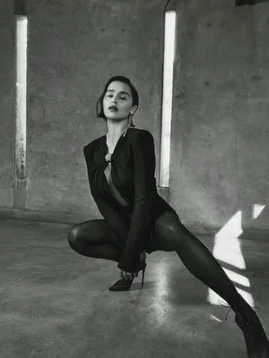 Emilia Clarke / clarkeyxo / emilia_clarke / emiliaclarke nude photo #1272