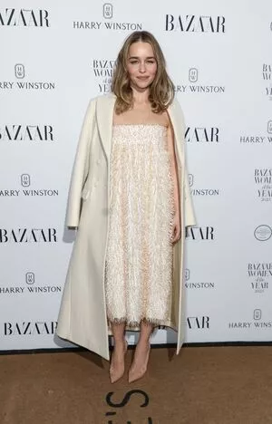 Emilia Clarke / clarkeyxo / emilia_clarke / emiliaclarke nude photo #1320