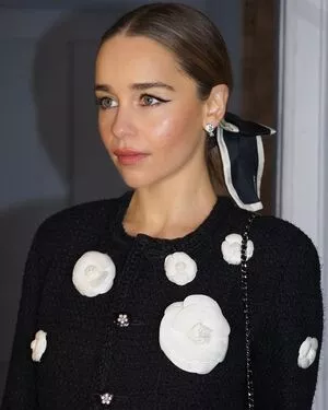 Emilia Clarke / clarkeyxo / emilia_clarke / emiliaclarke nude photo #1335