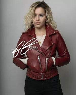 Emilia Clarke / clarkeyxo / emilia_clarke / emiliaclarke nude photo #1342