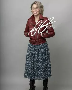 Emilia Clarke / clarkeyxo / emilia_clarke / emiliaclarke nude photo #1344