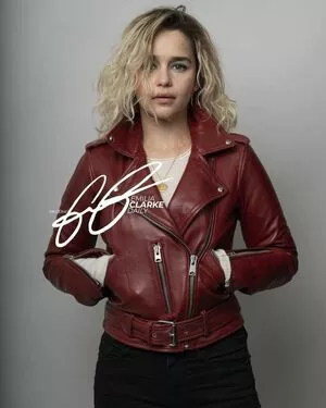 Emilia Clarke / clarkeyxo / emilia_clarke / emiliaclarke nude photo #1347