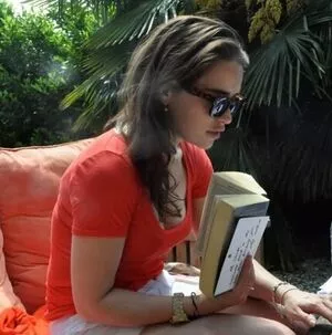 Emilia Clarke / clarkeyxo / emilia_clarke / emiliaclarke nude photo #1362