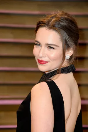 Emilia Clarke / clarkeyxo / emilia_clarke / emiliaclarke nude photo #1384
