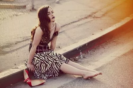 Emilia Clarke / clarkeyxo / emilia_clarke / emiliaclarke nude photo #1408