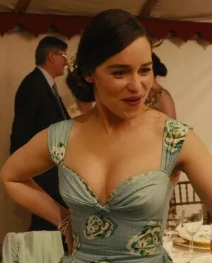 Emilia Clarke / clarkeyxo / emilia_clarke / emiliaclarke nude photo #1428
