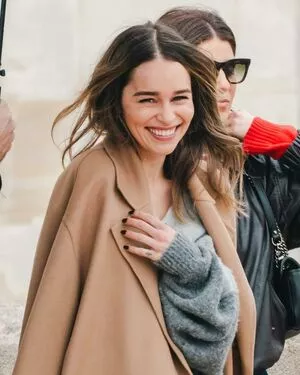 Emilia Clarke / clarkeyxo / emilia_clarke / emiliaclarke nude photo #1435