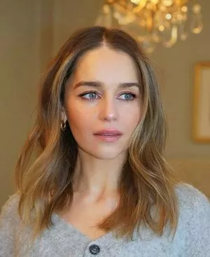 Emilia Clarke / clarkeyxo / emilia_clarke / emiliaclarke nude photo #1437