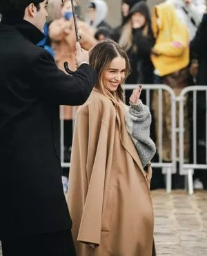 Emilia Clarke / clarkeyxo / emilia_clarke / emiliaclarke nude photo #1449