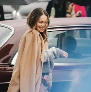 Emilia Clarke / clarkeyxo / emilia_clarke / emiliaclarke nude photo #1450