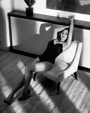 Emilia Clarke / clarkeyxo / emilia_clarke / emiliaclarke nude photo #1528