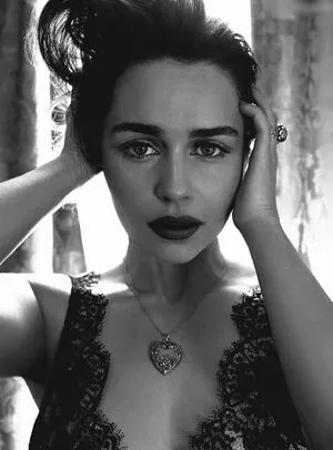 Emilia Clarke / clarkeyxo / emilia_clarke / emiliaclarke nude photo #1536