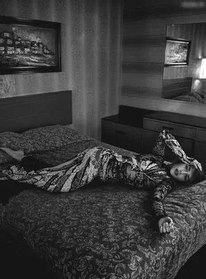 Emilia Clarke / clarkeyxo / emilia_clarke / emiliaclarke nude photo #1538