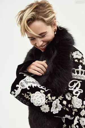 Emilia Clarke / clarkeyxo / emilia_clarke / emiliaclarke nude photo #1553