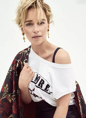 Emilia Clarke / clarkeyxo / emilia_clarke / emiliaclarke nude photo #1555