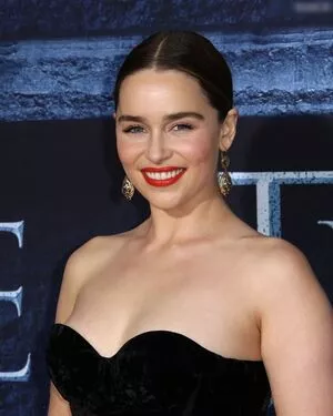 Emilia Clarke / clarkeyxo / emilia_clarke / emiliaclarke nude photo #1561