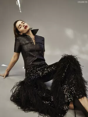 Emilia Clarke / clarkeyxo / emilia_clarke / emiliaclarke nude photo #1576