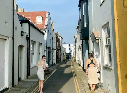 Emilia Clarke / clarkeyxo / emilia_clarke / emiliaclarke nude photo #1585